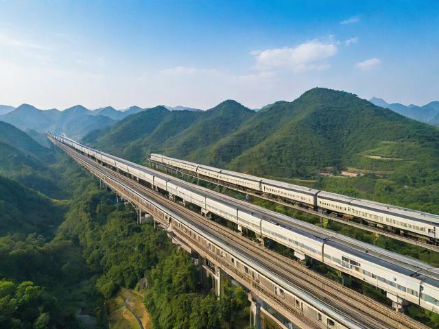 黔张常铁路车次规划,黔张常铁路起点和终点