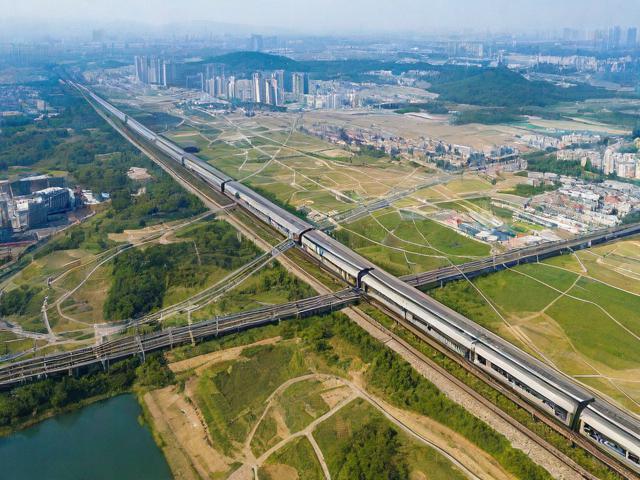 中国铁路分布,中国铁路分布图三横五纵