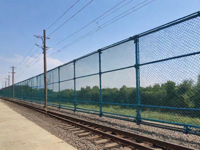 铁路护栏,铁路护栏网价格多少